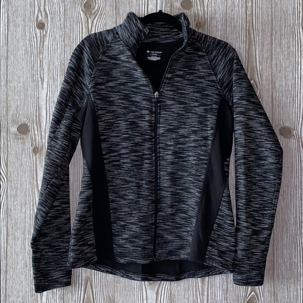 Long sleeve zip up jacket size large